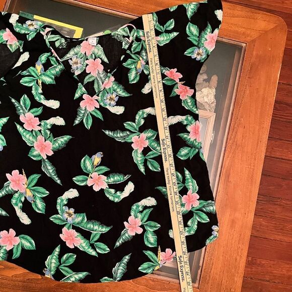 Old Navy Black GreenโHoliday Vacation TopโBlouse - Picture 9 of 12